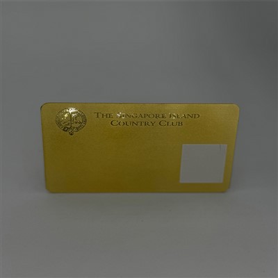 Kultainen metallikortti